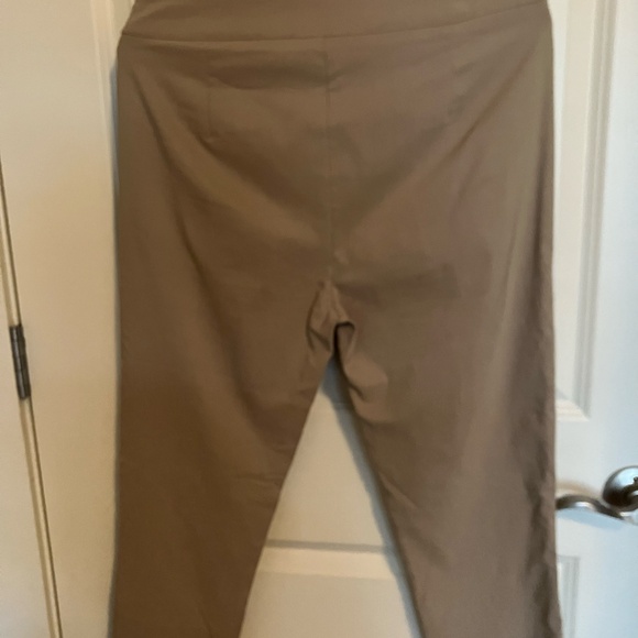 Brian Bailey Pants - Picture 6 of 7